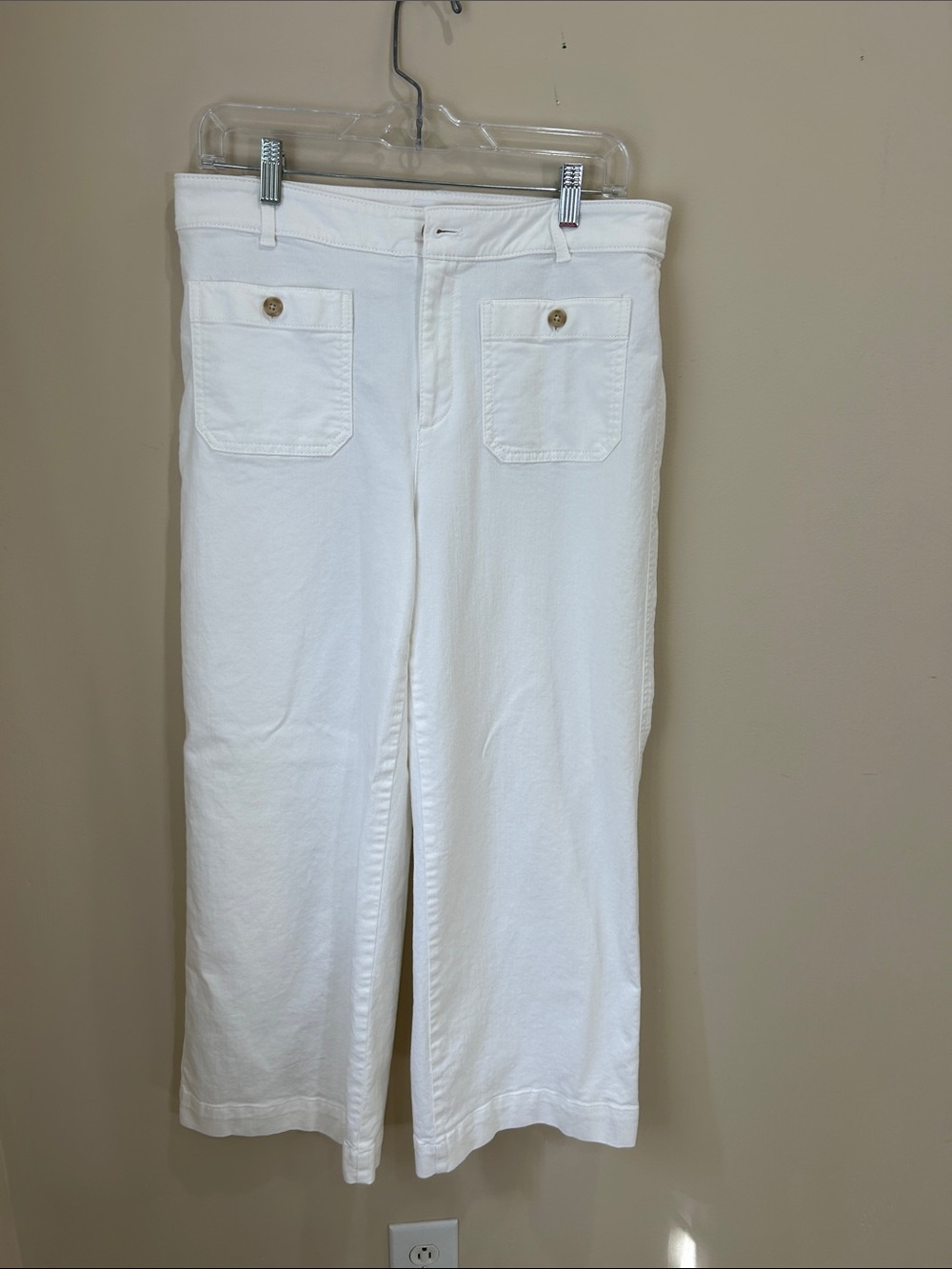 LOFT White Wide-Leg Crop Pants with Front Patch Pockets